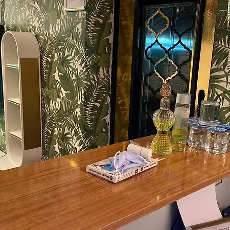 Cimen Vip 아파트호텔 *