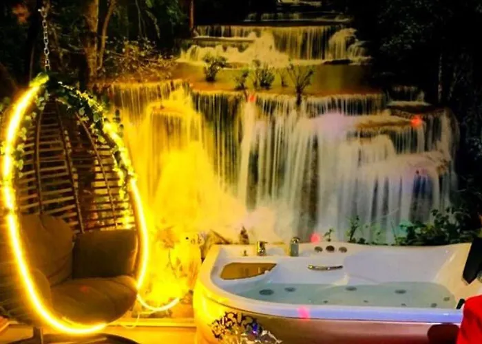 Apart Otel çimen Vip